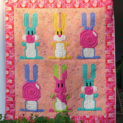 Tula Pink- Besties- Paws Out Quilt Kit- OCTOBER 2023 Delivery