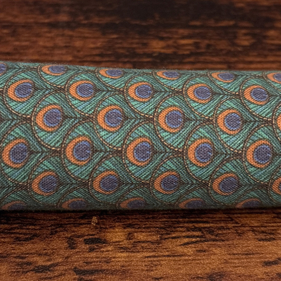 FRENCH FAT QUARTER: Peacock Feather