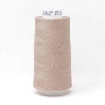 PERFECT QUILTING THREAD: 50wt cotton/poly 3500m-0600