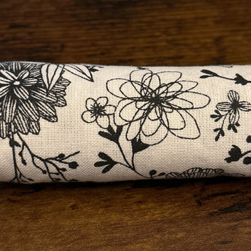 FRENCH FAT QUARTER: Floral Line Art