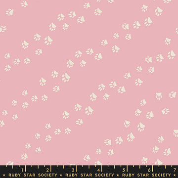 Ruby Star Society DOG PARK: Wander Paw-Lavender (1/4 Yard)