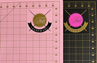 Tula Pink: Double Sided Cutting Mat 24x18